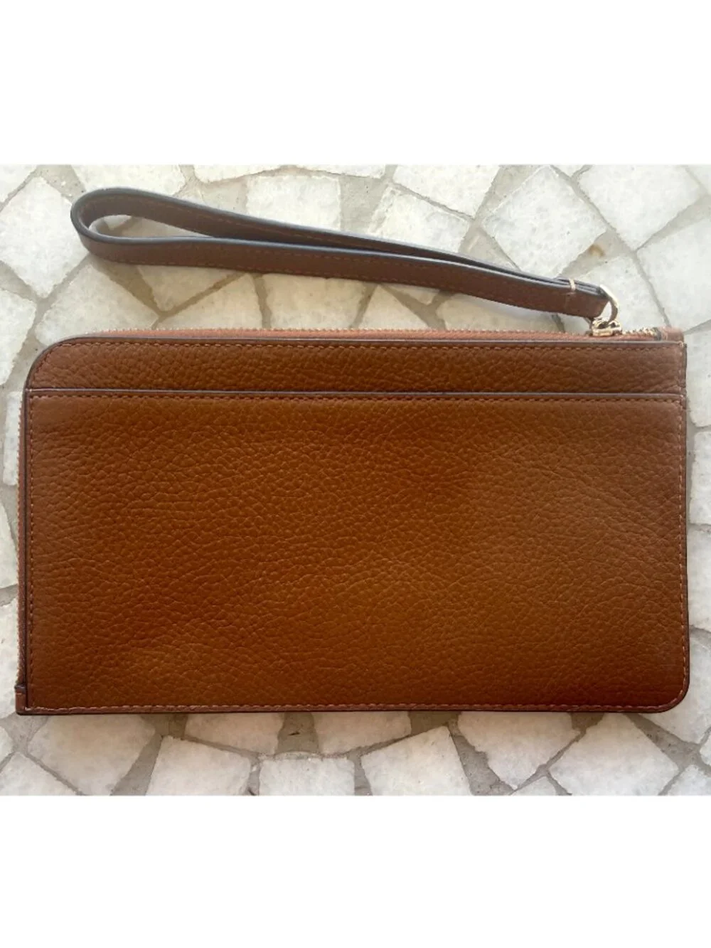 Kate Spade Lucy Pebbled Leather Medium L-zip Wristlet Wallet NWT